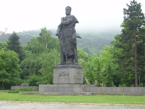 паметник Христо Ботев