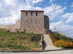 Перистера