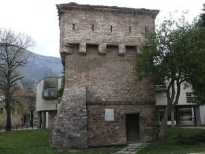 Куртпашовата кула