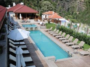 Aqua Varvara Hotel
